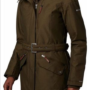 Columbia women parks with belt